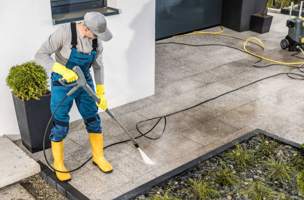 Fence Pressure Washing in North Hudson, WI